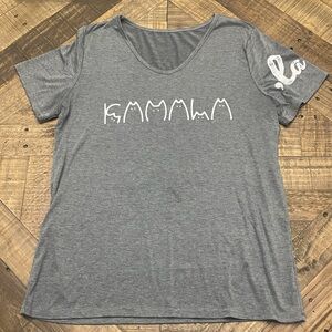 Gray Short Sleeve Tee with Cat Design